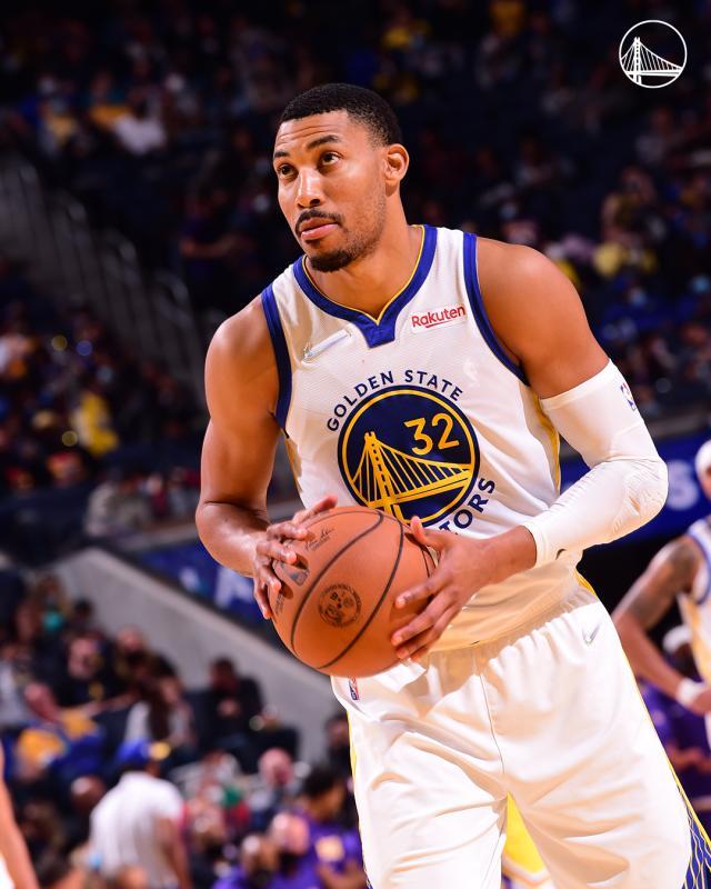 1633834831384075175.jpg FBOyuzDVIAIspXz.jpg